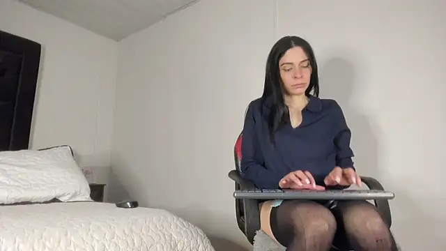 Roseshelbyy online show from 10-22-25, 01:00