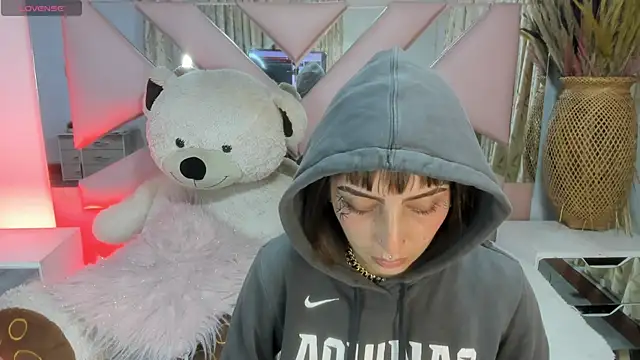 Gyal 8  online show from 09-27-25, 03:44