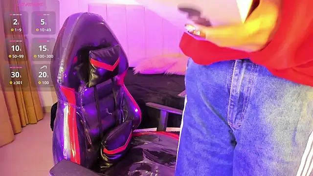 Gyal 8  online show from 01-06-26, 03:43