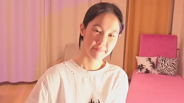 Reina  chan online show from 09-22-25, 04:31