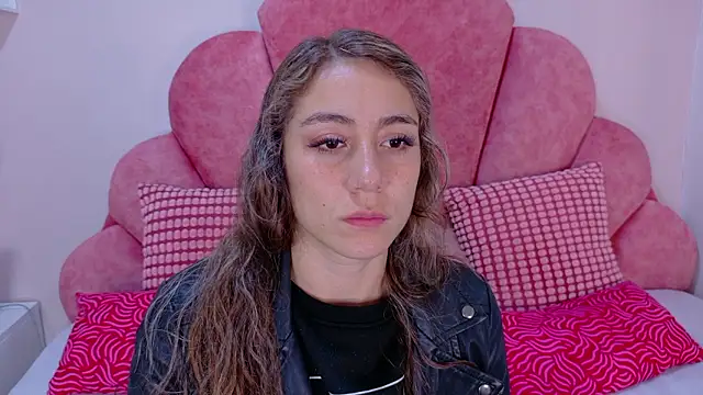 MyApril   online show from 02-12-26, 11:49