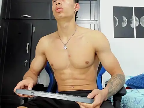 Snapshot of jey_cox23 chatting on 09-25-25, 11:36 jey cox23 online show from 09-25-25, 11:36