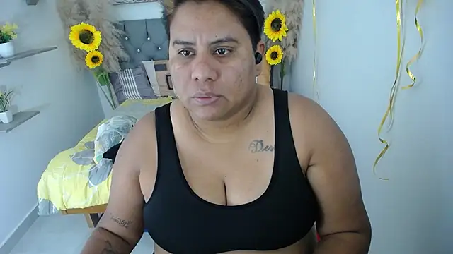 hotlesby valery online show from 10-06-25, 07:11