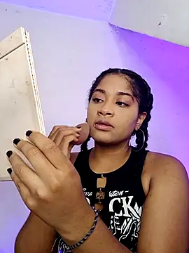 camilafoox7 online show from 10-06-25, 06:27