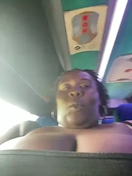 CarolinaGomez  online show from 04-11-26, 04:44