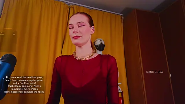 Snapshot of Giantess_Eva chatting on 10-24-25, 05:31 Giantess Eva online show from 10-24-25, 05:31