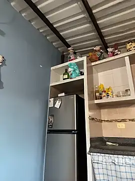 liahouses online show from 11-14-25, 10:07