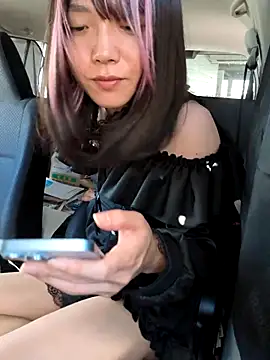 Snapshot of takusaki223 chatting on 09-30-25, 02:16 takusaki223 online show from 09-30-25, 02:16