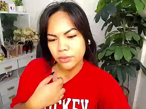 Snapshot of AngelitaDeputouch chatting on 10-25-25, 11:43 AngelitaDeputouch online show from 10-25-25, 11:43