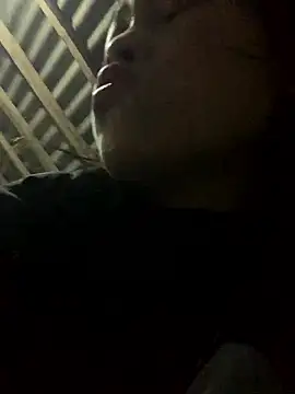 Snapshot of Halyy_xx chatting on 01-18-26, 11:47 Halyy xx online show from 01-18-26, 11:47