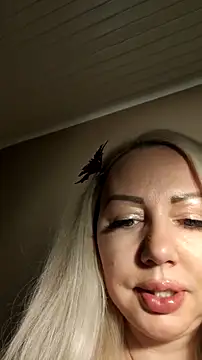 MarinaMargo online show from 12-19-25, 09:33