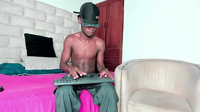BennBrown online show from 10-02-25, 09:22