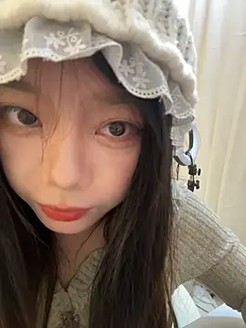 AZ37866 online show from 11-12-25, 01:50