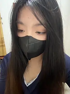 Snapshot of AZ37866 chatting on 12-22-25, 12:13 AZ37866 online show from 12-22-25, 12:13