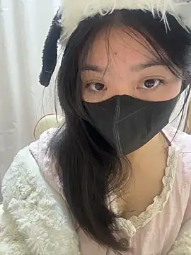 Snapshot of AZ37866 chatting on 02-10-26, 01:04 AZ37866 online show from 02-10-26, 01:04