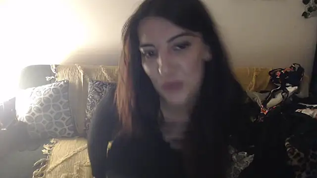 Snapshot of LolaHoop chatting on 10-29-25, 09:27 LolaHoop online show from 10-29-25, 09:27