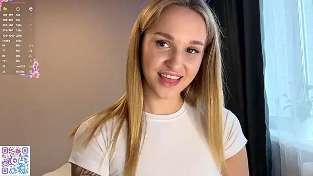 Snapshot of TanekaBoitel chatting on 11-06-25, 10:27 TanekaBoitel online show from 11-06-25, 10:27