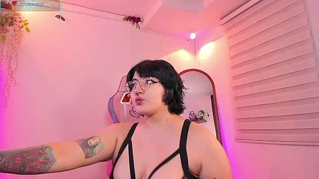 Snapshot of Berrykww_ chatting on 09-29-25, 10:36 Berrykww online show from 09-29-25, 10:36