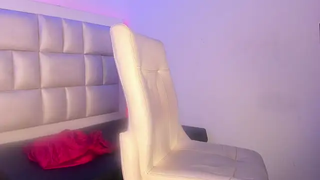 Snapshot of peyton__wat chatting on 11-24-25, 11:54 peyton wat online show from 11-24-25, 11:54