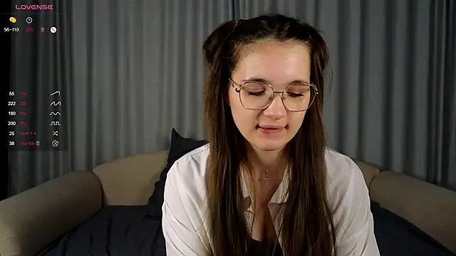 vivyboo111 online show from 09-21-25, 08:21