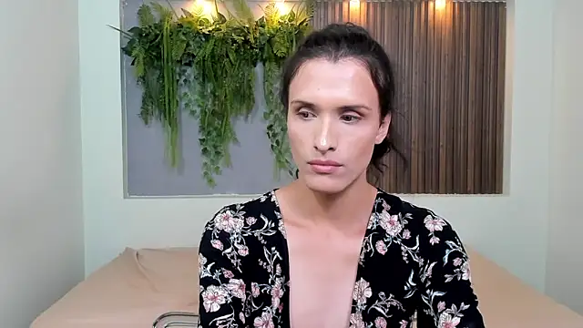 Snapshot of IsabelFernandez chatting on 09-21-25, 05:09 IsabelFernandez online show from 09-21-25, 05:09