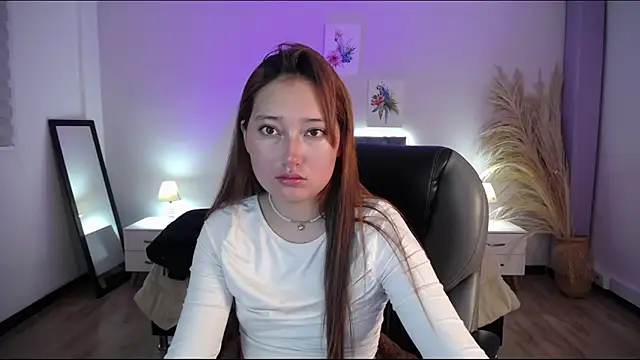 Samara Hilton 2 online show from 12-03-25, 07:56