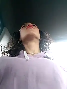 Snapshot of oblivionlove chatting on 10-23-25, 07:12 oblivionlove online show from 10-23-25, 07:12