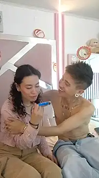 Snapshot of oblivionlove chatting on 12-17-25, 06:36 oblivionlove online show from 12-17-25, 06:36