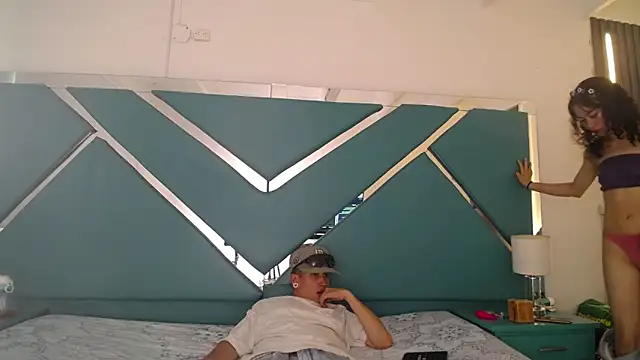 Snapshot of oblivionlove chatting on 02-27-26, 07:58 oblivionlove online show from 02-27-26, 07:58