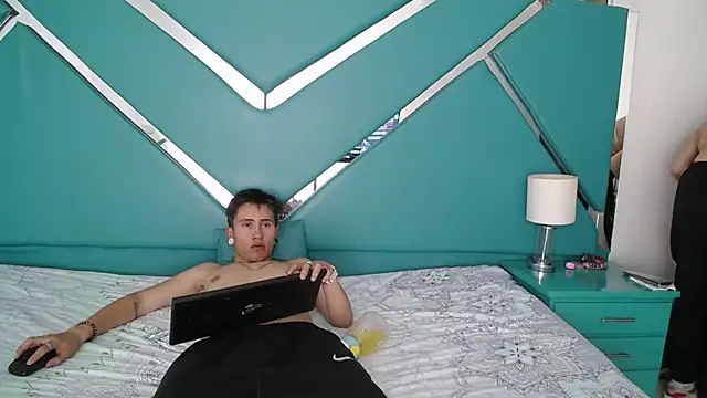 Snapshot of oblivionlove chatting on 03-03-26, 01:50 oblivionlove online show from 03-03-26, 01:50