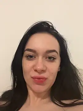 AlessiaVoss online show from 12-17-25, 05:41