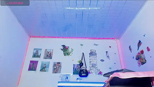 Snapshot of violettath chatting on 02-18-26, 03:35 violettath online show from 02-18-26, 03:35