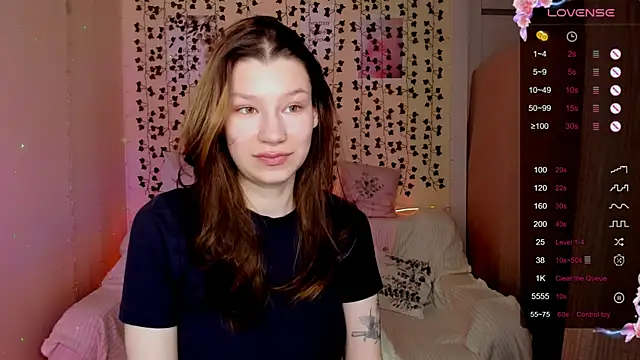 LinaBlossom  online show from 12-04-25, 08:23