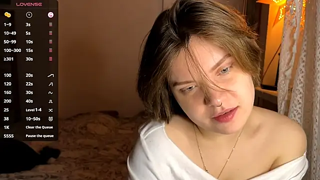 SabrinaFolts online show from 10-30-25, 05:13