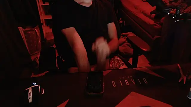 Snapshot of geil20CM2 chatting on 10-04-25, 06:17 geil20CM2 online show from 10-04-25, 06:17