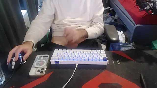 Snapshot of geil20CM2 chatting on 11-09-25, 03:10 geil20CM2 online show from 11-09-25, 03:10