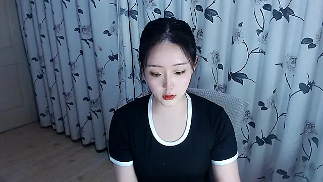 Niannian- online show from 10-04-25, 03:10