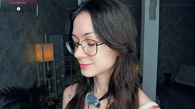 ReneeLippeatt online show from 02-11-26, 07:19