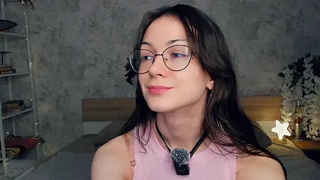 ReneeLippeatt online show from 02-13-26, 07:21