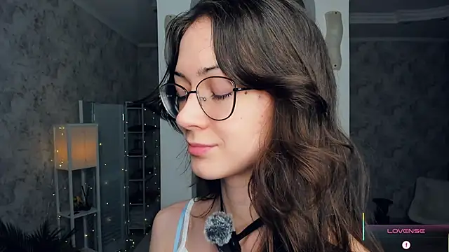 ReneeLippeatt online show from 02-22-26, 08:51