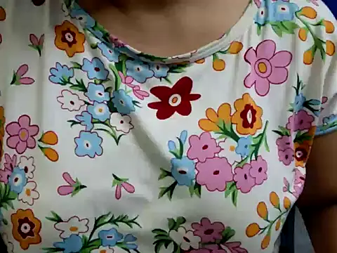 tamilqueenbaby online show from 10-16-25, 12:17