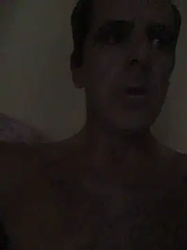 Snapshot of tiago1981pt chatting on 10-10-25, 10:47 tiago1981pt online show from 10-10-25, 10:47