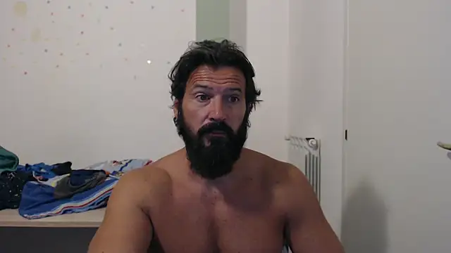 Snapshot of muscoloporco chatting on 10-02-25, 05:20 muscoloporco online show from 10-02-25, 05:20