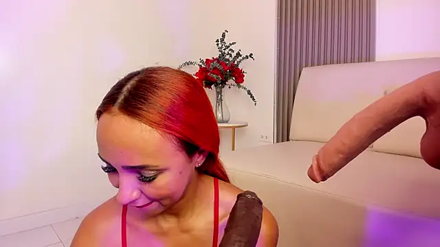 Snapshot of Kelseyfoxy_ chatting on 11-19-25, 12:16 Kelseyfoxy online show from 11-19-25, 12:16