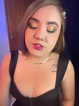 Dakota Greys online show from 10-18-25, 01:45