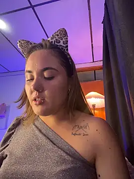 Dakota Greys online show from 10-31-25, 08:54