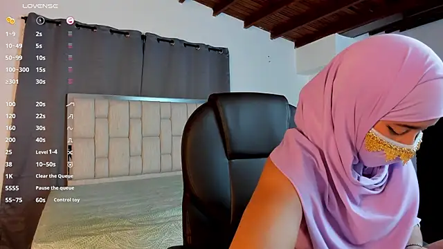 Snapshot of kalila_latif chatting on 10-04-25, 02:42 kalila latif online show from 10-04-25, 02:42