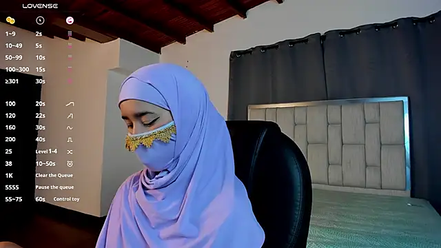 Snapshot of kalila_latif chatting on 10-08-25, 02:31 kalila latif online show from 10-08-25, 02:31