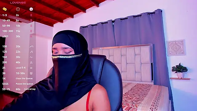 kalila latif online show from 12-17-25, 02:17