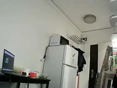 HotLenaX online show from 11-21-25, 09:30